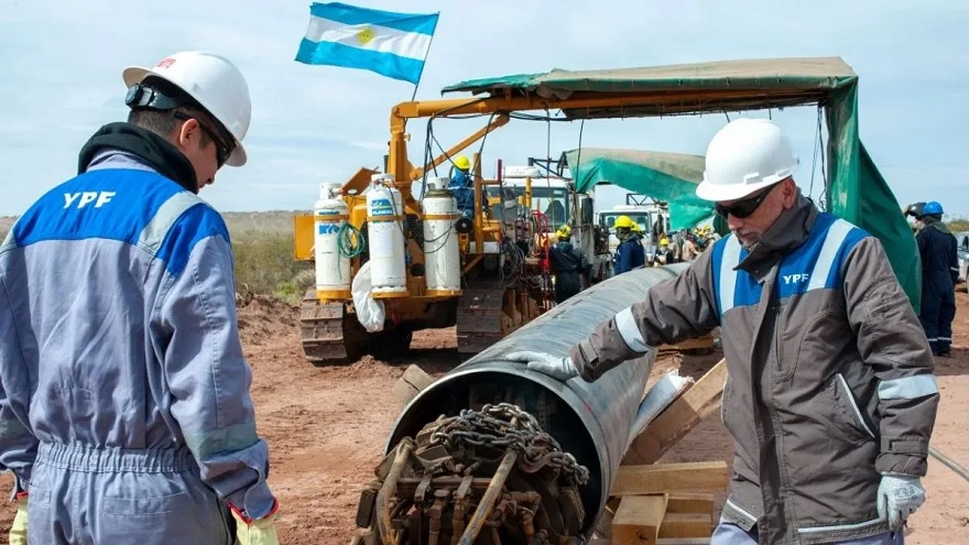 El oleoducto Vaca Muerta Norte posee una extensión de 150 kilómetros y una capacidad de transporte de 160 mil barriles diarios