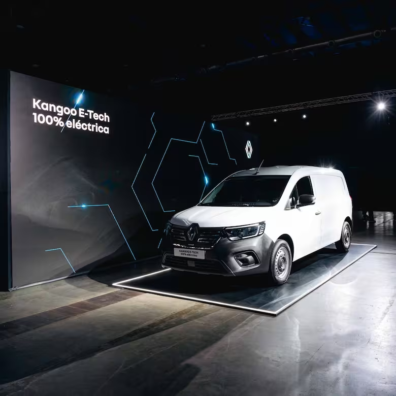 El Kangoo E-Tech es el utilitario eléctrico que trae Renault al país con la nueva gama.RENAULT /SEBASTIAN PANI