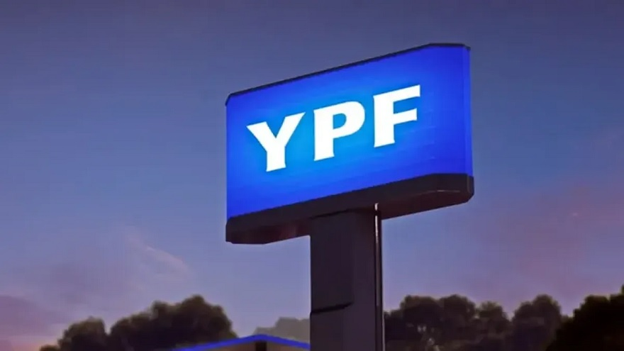 Por falta de pago, YPF deja de suministrar combustibles a Vialidad Nacional